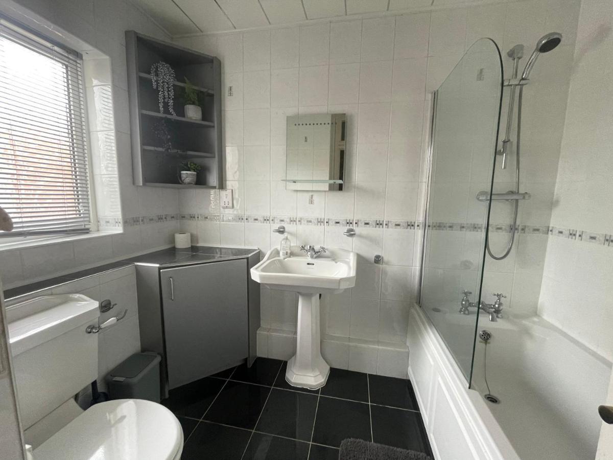 Geneva Cottage - Close To Darlington Train Station Kültér fotó